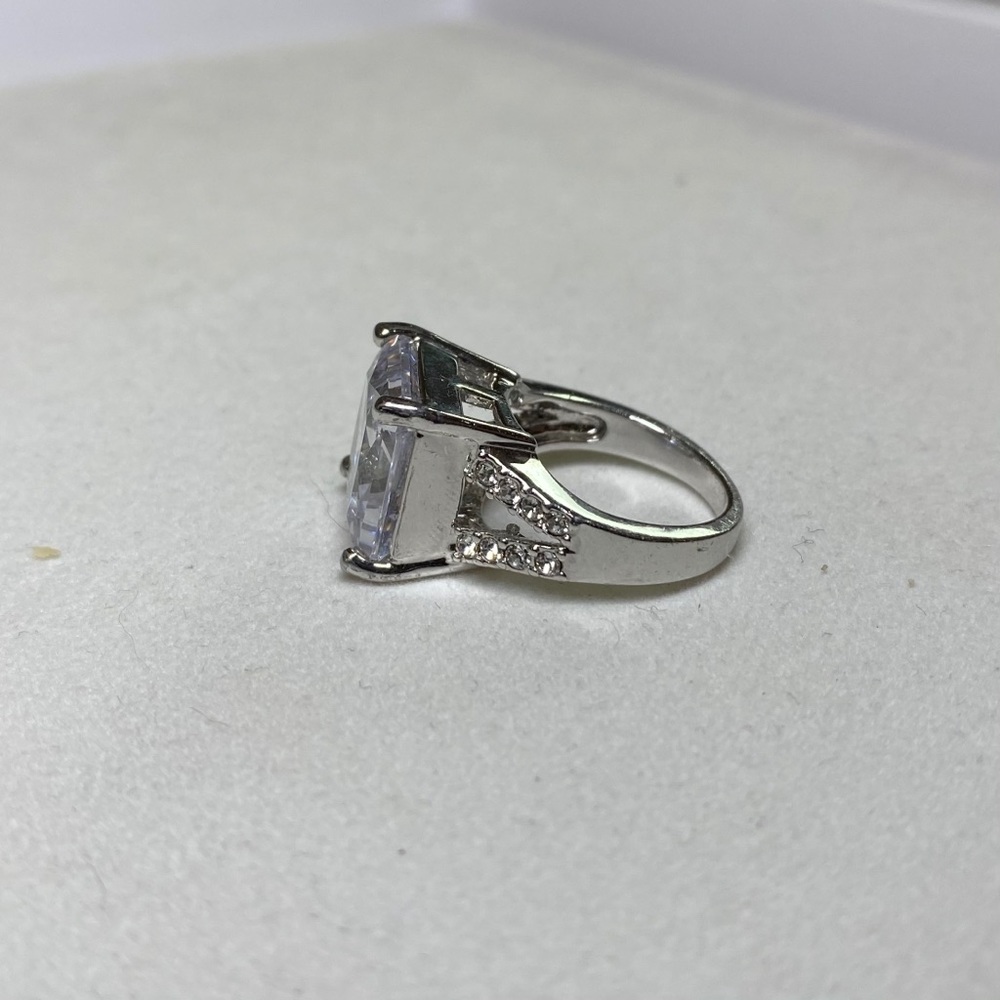 Bombshell Silver Ring - image 2